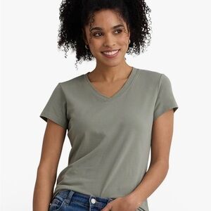 Indigo Olive Short Sleeve V-Neck Tee NWOT